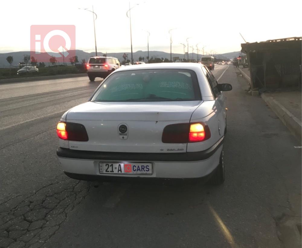 اوبل أوميغا